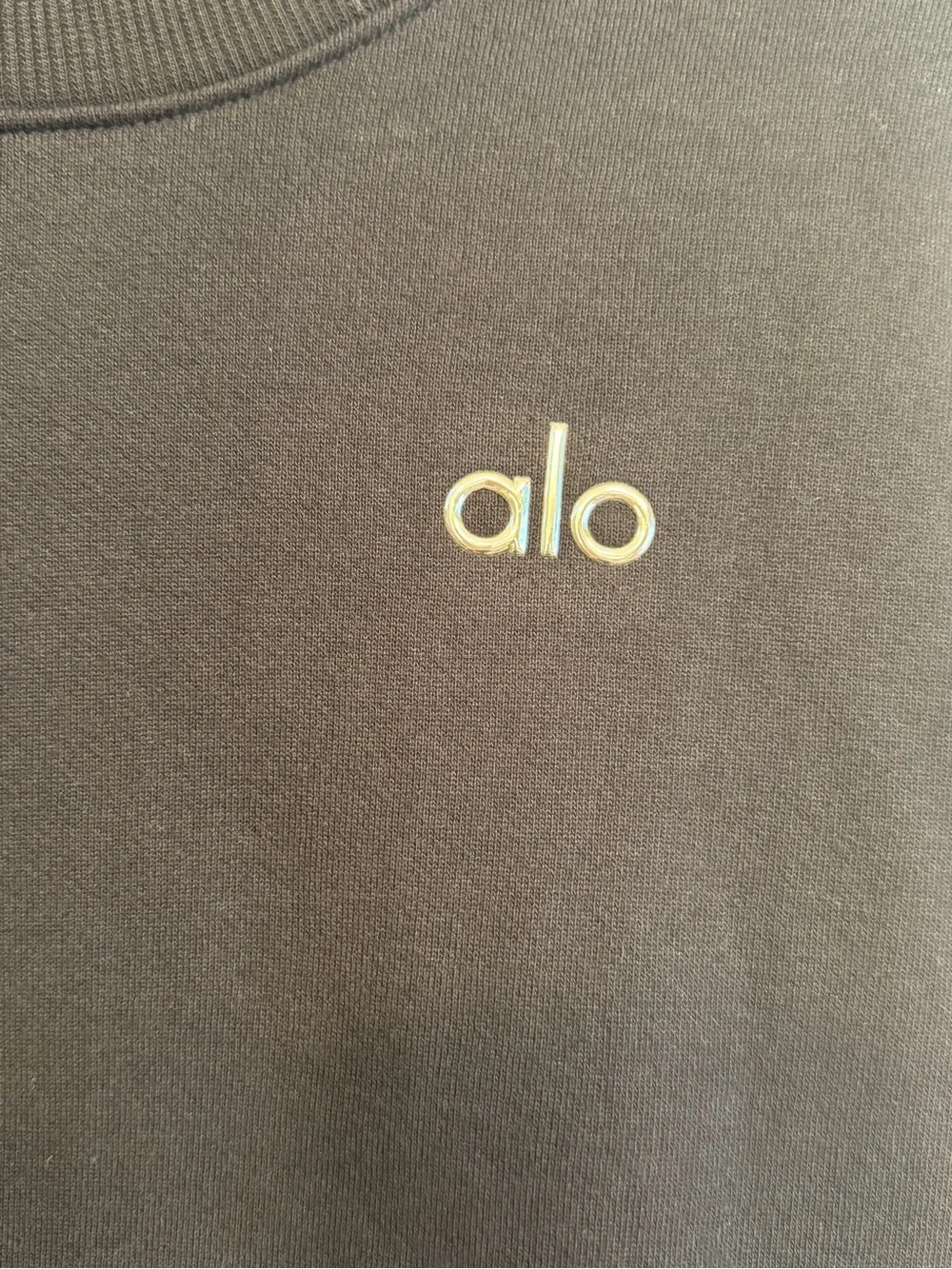 Alo Women’s Black accolade Crewneck Sweatshirt NWOT size XS